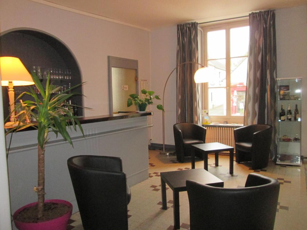 Logis Hostellerie Du Cheval Blanc Sainte-Maure-de-Touraine Eksteriør billede