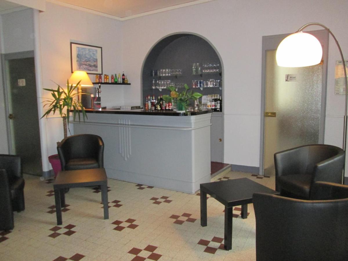 Logis Hostellerie Du Cheval Blanc Sainte-Maure-de-Touraine Eksteriør billede