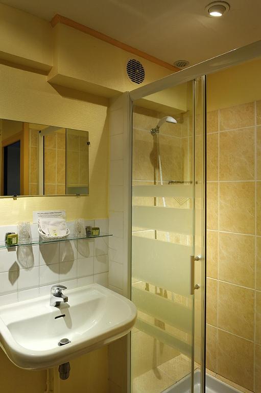 Logis Hostellerie Du Cheval Blanc Sainte-Maure-de-Touraine Eksteriør billede