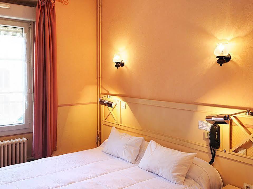 Logis Hostellerie Du Cheval Blanc Sainte-Maure-de-Touraine Eksteriør billede